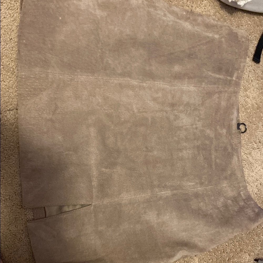 Elegant suede Skirt